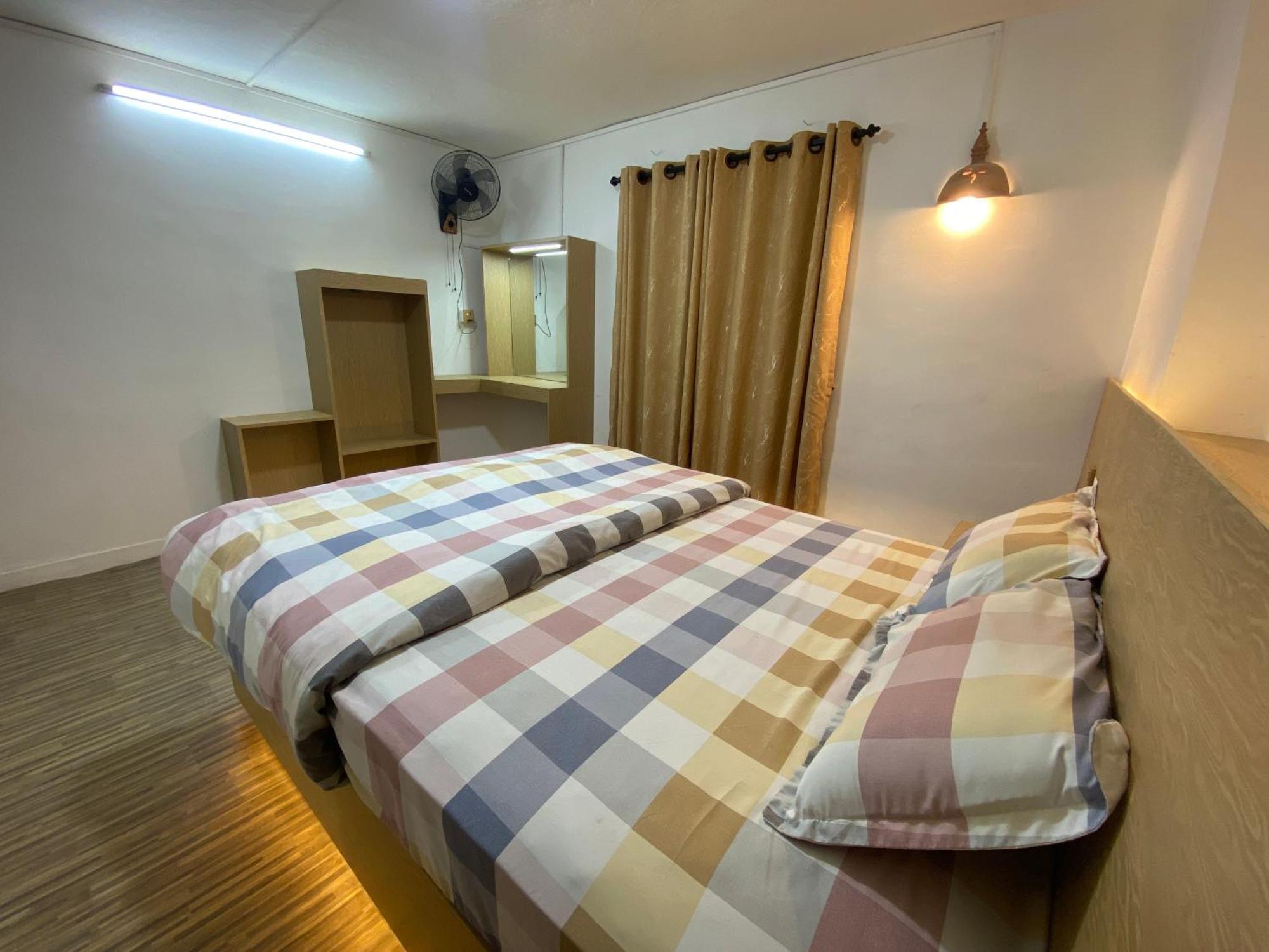 Big Tree Hostel กาฐมาณฑุ ภายนอก รูปภาพ