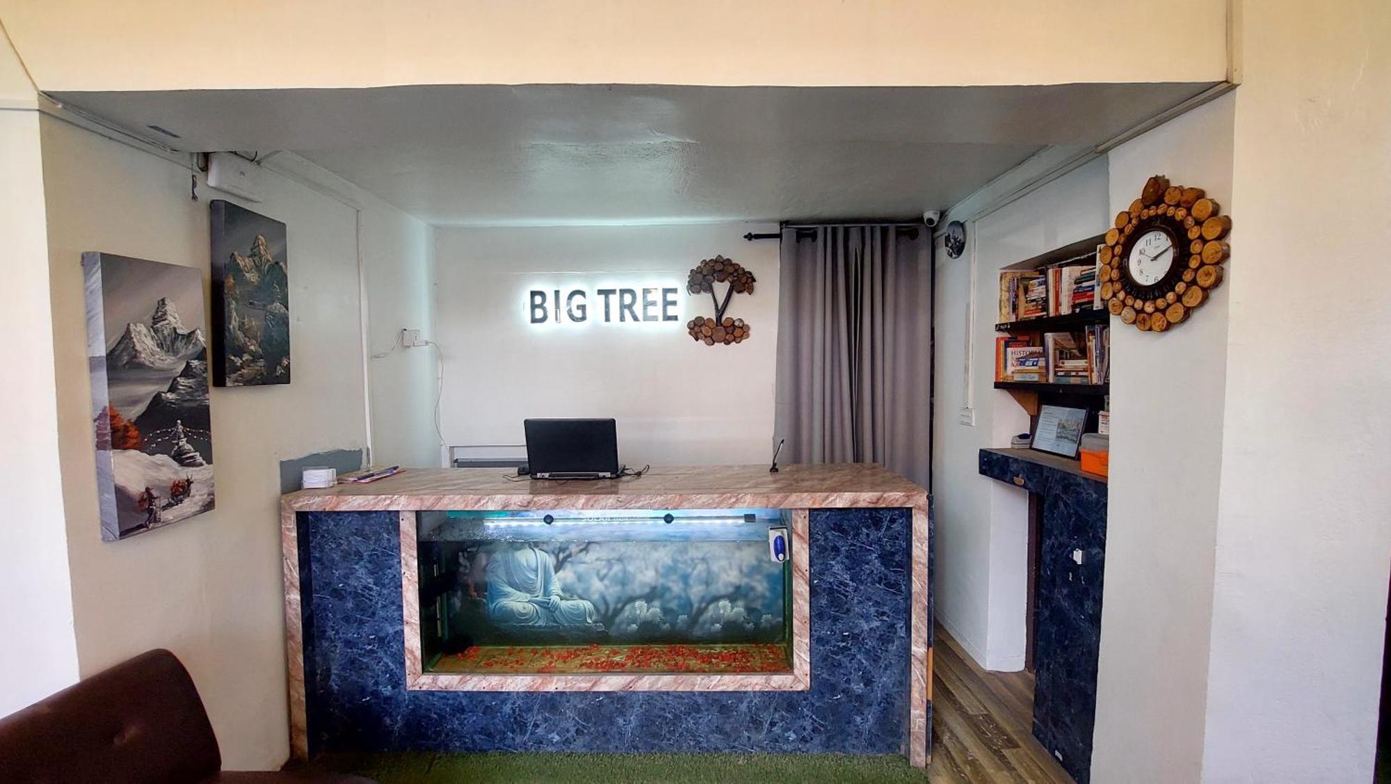Big Tree Hostel กาฐมาณฑุ ภายนอก รูปภาพ