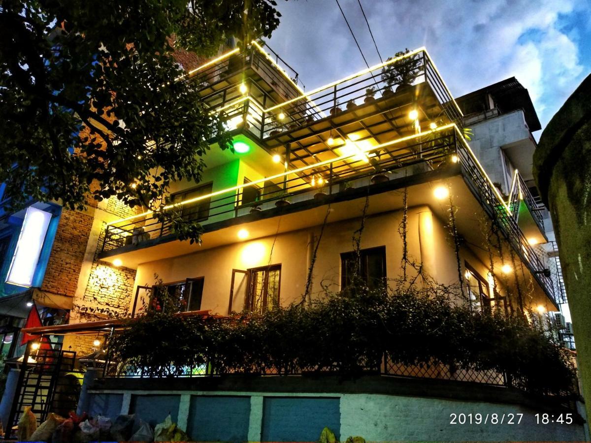 Big Tree Hostel กาฐมาณฑุ ภายนอก รูปภาพ