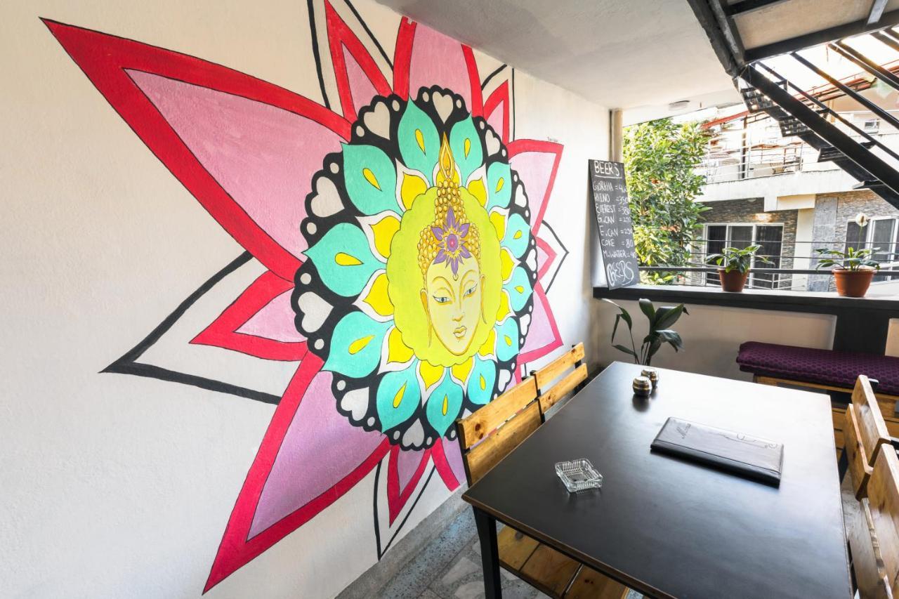 Big Tree Hostel กาฐมาณฑุ ภายนอก รูปภาพ